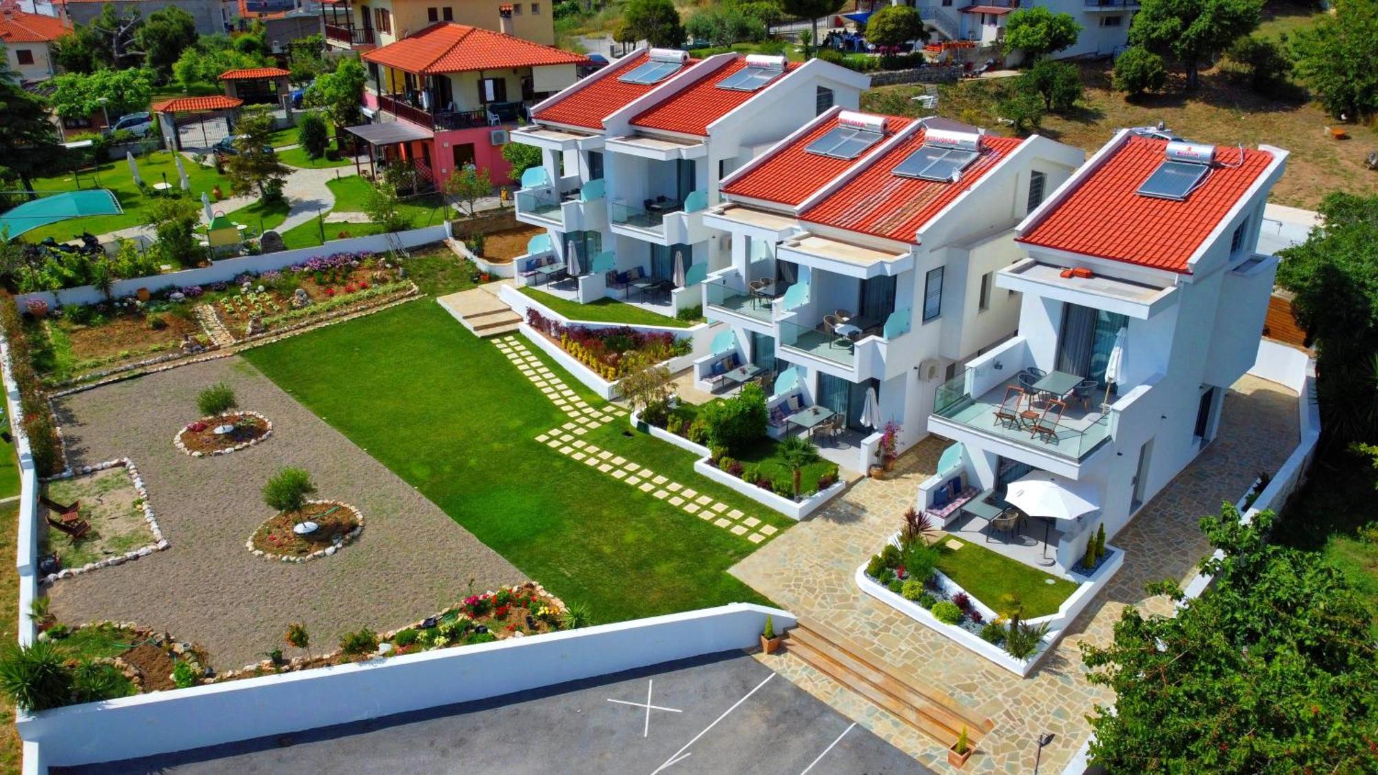 Апартаменты Twins Yard Никити Экстерьер фото